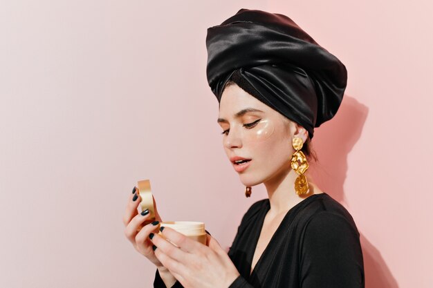 Why Investing in Luxury Beauty Products Elevates Your Skin, Style, and Lifestyle