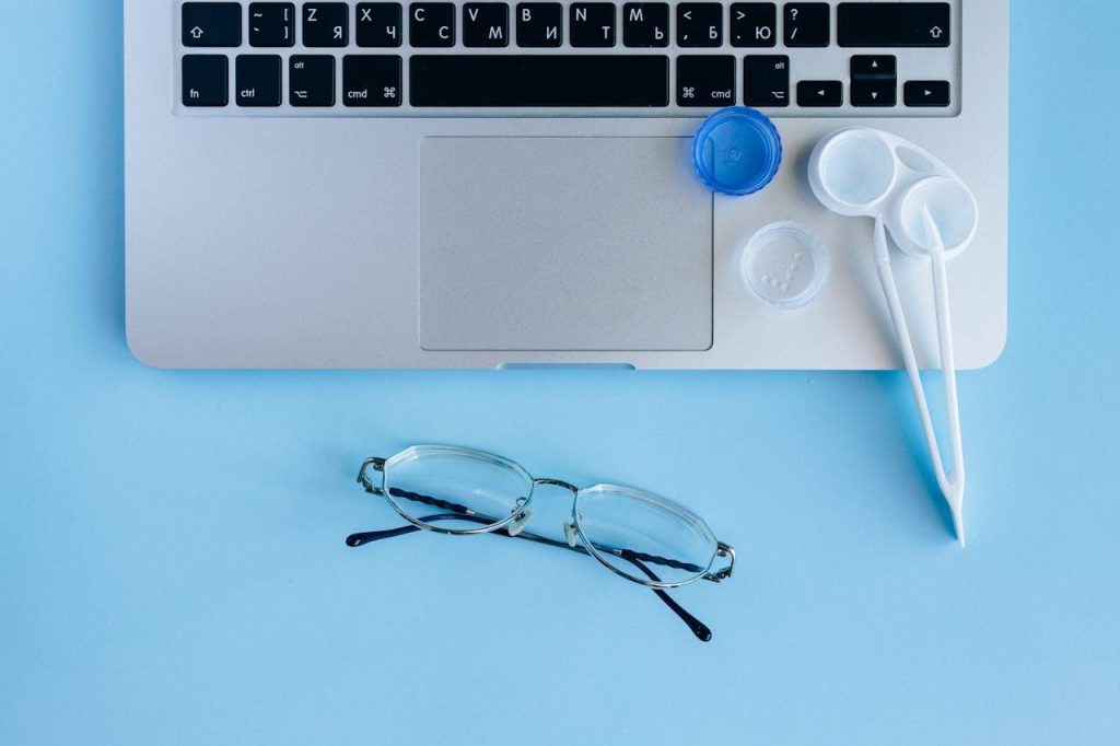 Can You Buy Contacts Without Prescription?