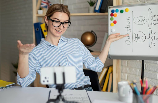 Free AI Tool: Create & Translate Videos Easily