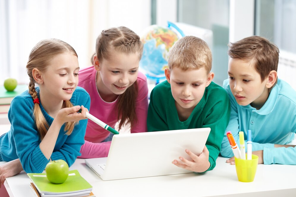 Exploring The Versatility of Boom Cards in Classrooms