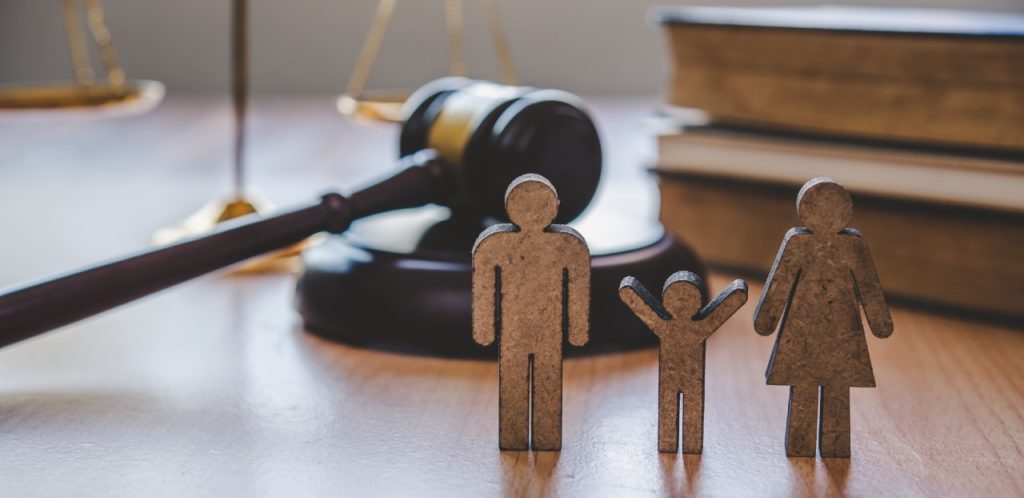 When Family Law and Divorce Overlap: What You Need to Know