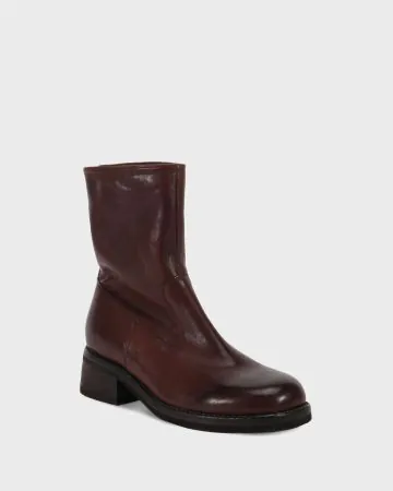 Choosing Women’s Boots for Different Shapes and Sizes