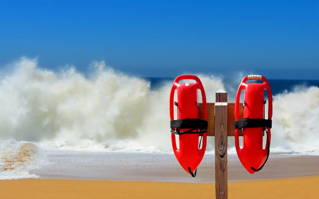 The Charms and Benefits of Becoming a Lifeguard 1