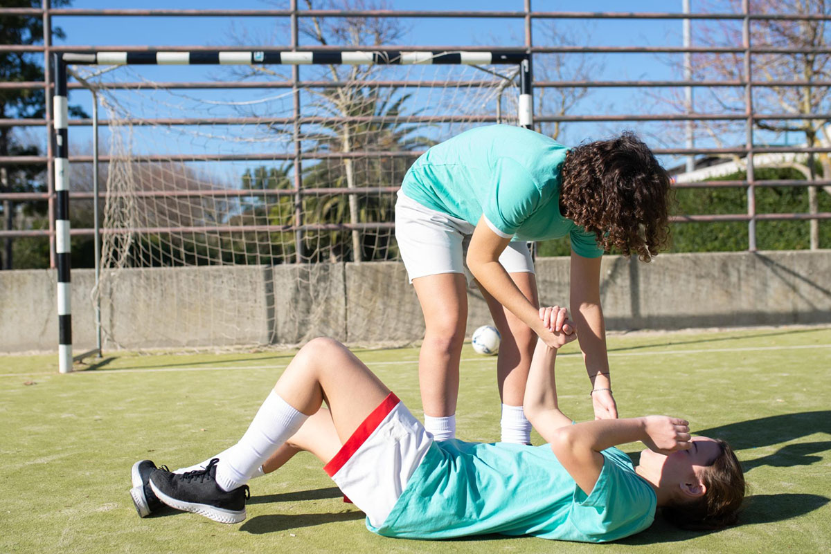 Understanding the Phases of Rehab After a Sports Injury 1